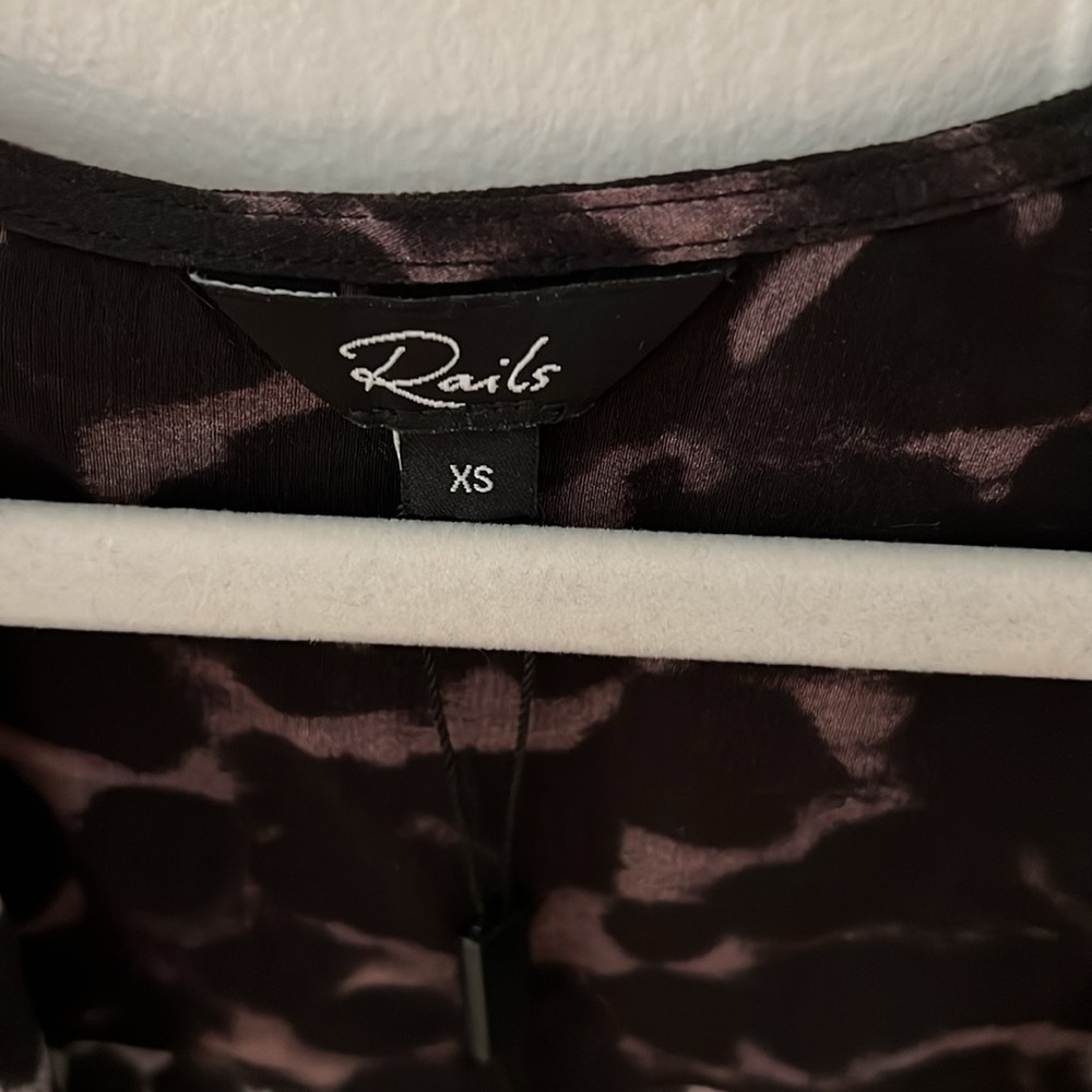 NWT Rails leopard print drape-front blouse - Picture 4 of 5